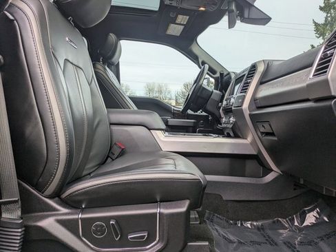 Used 2017 Ford F250 Platinum w/ Platinum Ultimate Package image 20