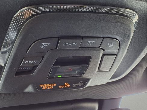 Used 2024 Toyota Crown Limited image 17