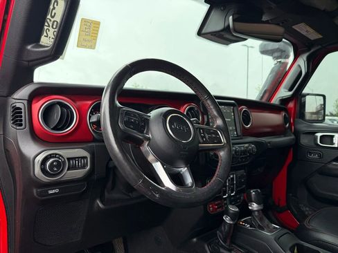 Used 2020 Jeep Gladiator Rubicon AWD/4WD image 11