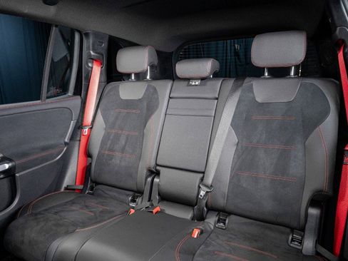 Certified 2025 Mercedes-Benz GLB 35 AMG 4MATIC image 27