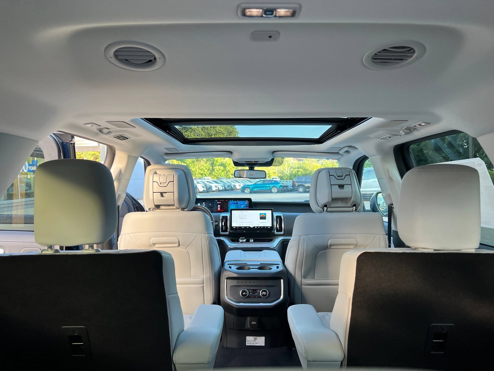 New 2027 Ford Expedition Max Platinum AWD/4WD image 12