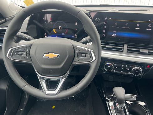New 2026 Chevrolet Trax LT w/ Driver Confidence Package image 11