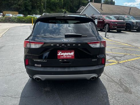 Used 2020 Ford Escape Titanium w/ Titanium Premium Package 2.0 AWD/4WD image 6