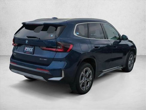Used 2023 BMW X1 xDrive28i w/ Convenience Package AWD/4WD image 5
