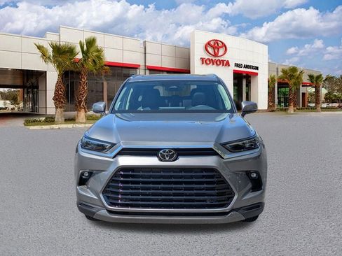 New 2026 Toyota Grand Highlander Limited image 10