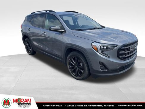 Used 2019 GMC Terrain SLE w/ Driver Convenience Package FWD image 2
