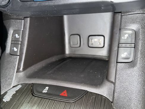 Used 2019 GMC Acadia SLT w/ LPO, Floor Liner Package FWD image 19