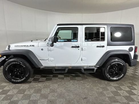 Used 2017 Jeep Wrangler Unlimited Sport AWD/4WD image 5