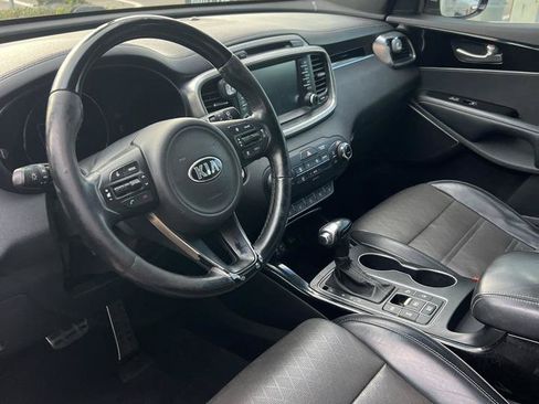 Used 2016 Kia Sorento SX w/ SXL Technology Package AWD/4WD image 10