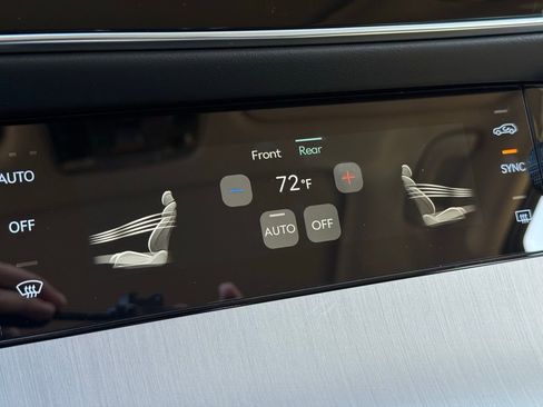 New 2026 Genesis GV70 2.5T Select image 35