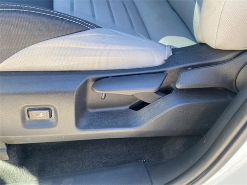 Used 2024 Toyota Tacoma TRD Off-Road image 21