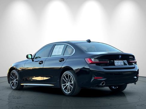 Used 2022 BMW 330e w/ Premium Package image 6