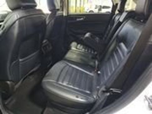 Used 2022 Ford Edge SEL w/ Convenience Package image 14