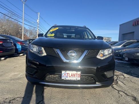 Used 2016 Nissan Rogue S w/ Appearance Package image 2