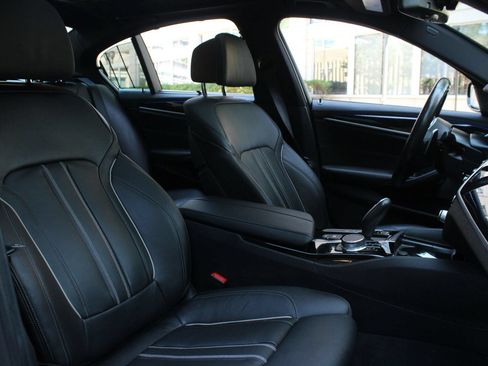 Used 2020 BMW M550i xDrive w/ Executive Package AWD/4WD image 26