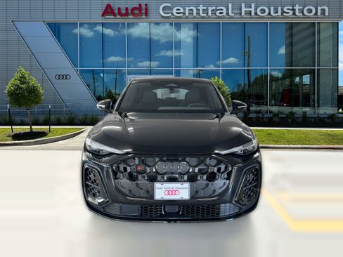 New 2025 Audi SQ5 Premium Plus image 6