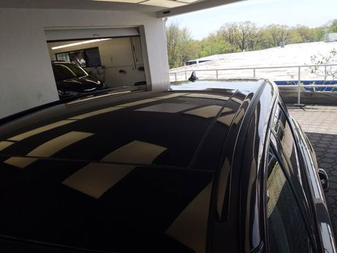 Used 2025 Lincoln Corsair AWD w/ Equipment Group 101A image 11