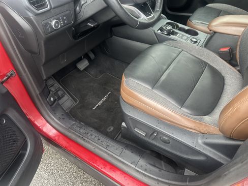Used 2021 Ford Bronco Sport Outer Banks AWD/4WD image 16