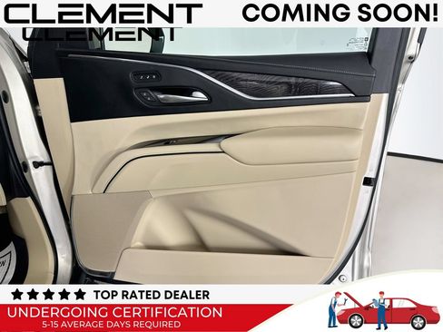 Used 2021 Cadillac Escalade Premium Luxury AWD/4WD image 38