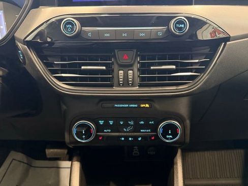 Used 2025 Ford Escape Active w/ Cold Weather Package image 26