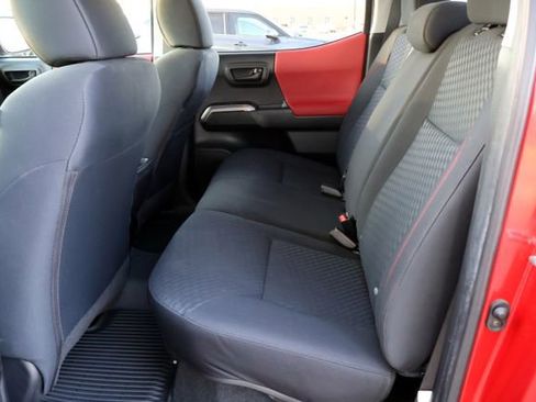 Used 2022 Toyota Tacoma SR5 image 23