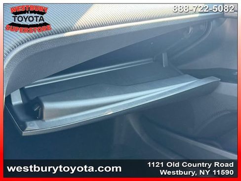 Used 2026 Toyota Camry SE w/ Convenience Package FWD image 35