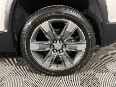 Used 2017 GMC Acadia SLT w/ LPO, Cargo Package image 10