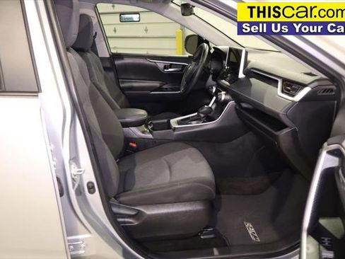 Used 2024 Toyota RAV4 XLE w/ Convenience Package image 29