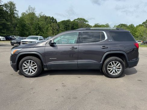 Used 2017 GMC Acadia SLE AWD/4WD image 2