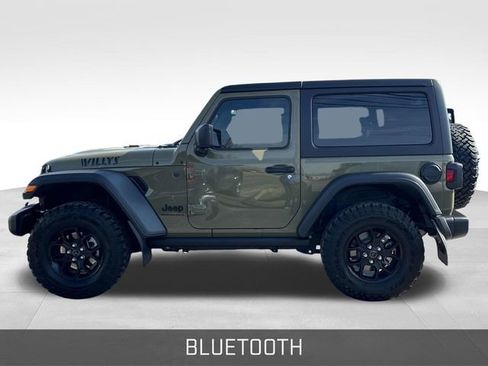 Used 2025 Jeep Wrangler Willys image 4