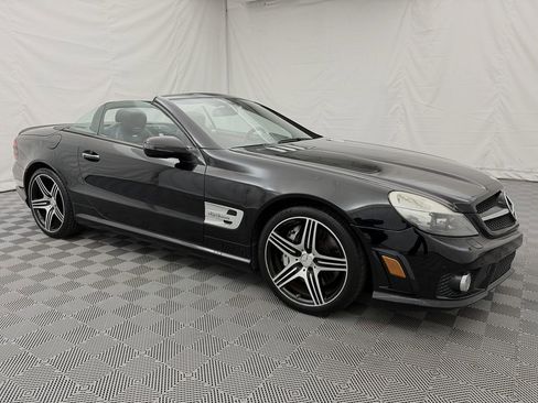 Used 2011 Mercedes-Benz SL 63 AMG image 2