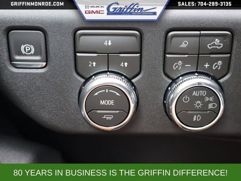 New 2026 GMC Sierra 3500 SLE w/ SLE Value Package AWD/4WD image 19