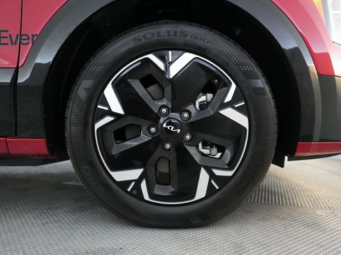 Used 2025 Kia Niro Wind image 19