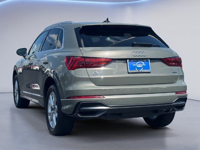 Used 2022 Audi Q3 2.0T Premium Plus w/ Premium Plus Package AWD/4WD image 6