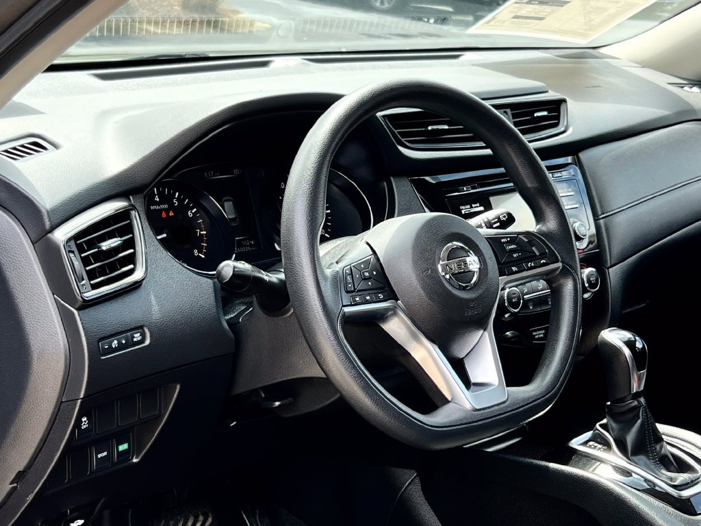 Used 2017 Nissan Rogue S FWD image 5