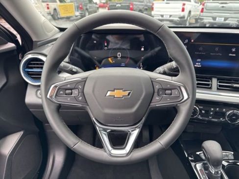 New 2026 Chevrolet Trax LT w/ Driver Confidence Package image 14