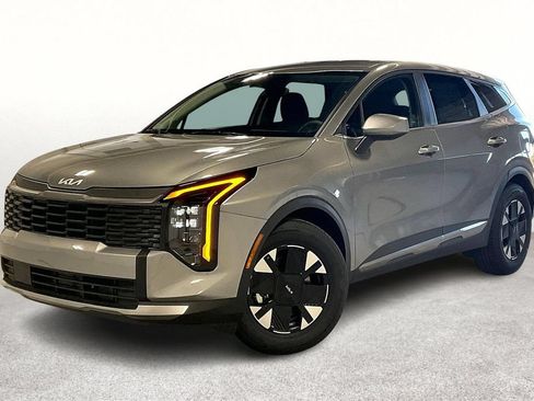 Used 2026 Kia Sportage LX FWD image 2