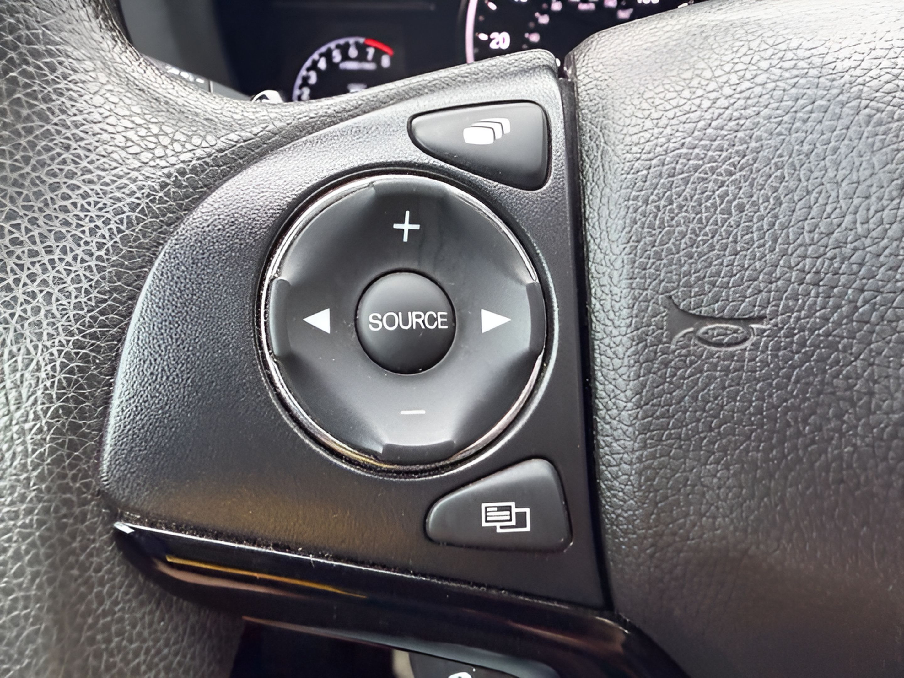 Used 2022 Honda HR-V EX image 13