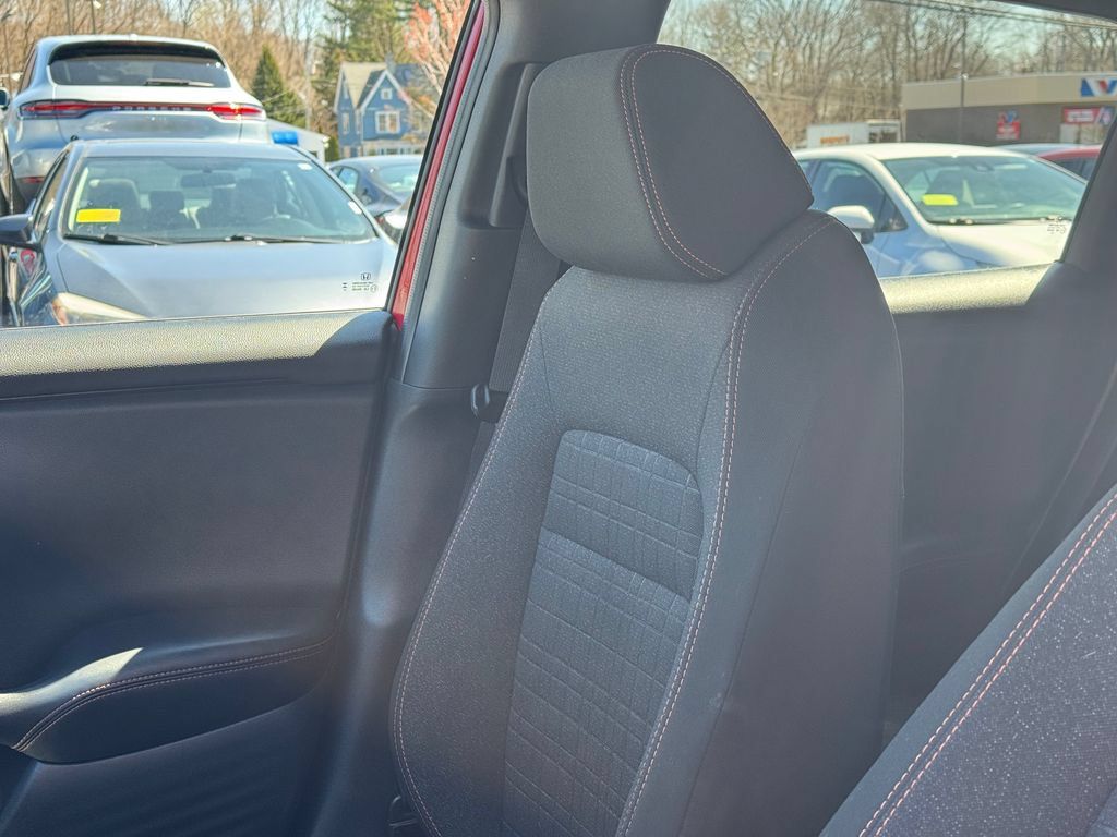 Used 2025 Honda HR-V Sport image 22