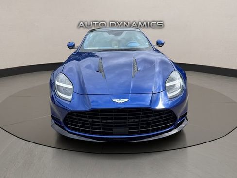 Used 2026 Aston Martin Vanquish RWD image 7