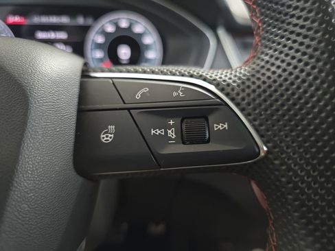 Used 2022 Audi SQ5 Premium Plus image 21