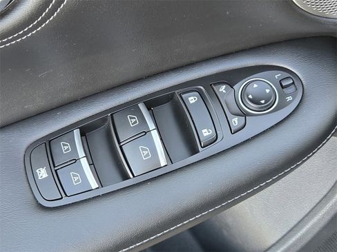 Used 2022 INFINITI QX50 Autograph image 17