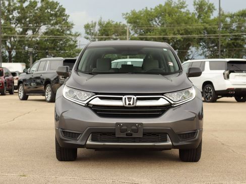 Used 2017 Honda CR-V LX image 2