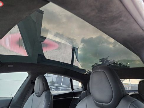 Used 2021 Tesla Model S Plaid AWD/4WD image 14