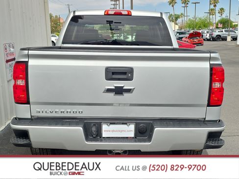 Used 2018 Chevrolet Silverado 1500 Custom w/ Custom Value Package AWD/4WD image 6