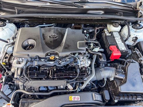 Used 2024 Toyota Camry SE w/ Convenience Package image 26