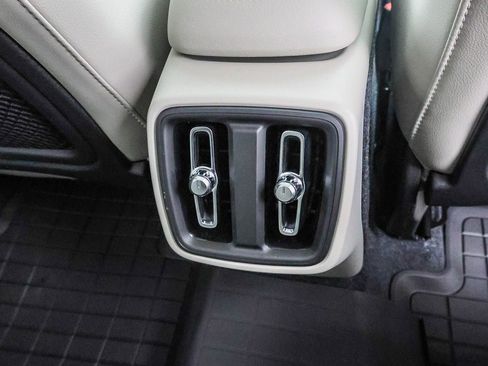 New 2026 Volvo XC40 B5 Plus w/ Protection Package Premier image 21