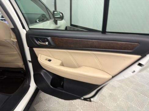 Used 2019 Subaru Outback 2.5i Limited w/ Popular Package #2 AWD/4WD image 18