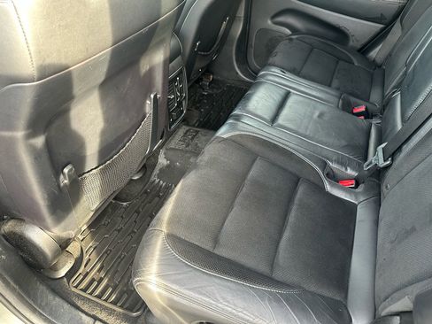 Used 2012 Jeep Grand Cherokee SRT8 w/ Luxury Group II image 16