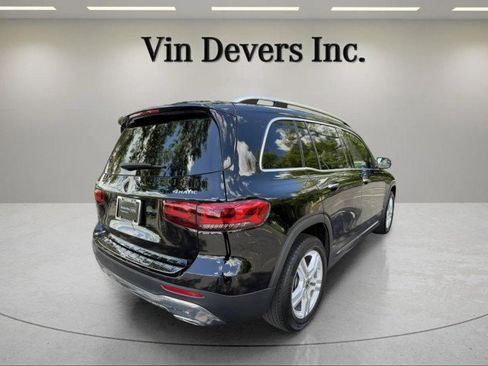 Used 2023 Mercedes-Benz GLB 250 4MATIC image 9